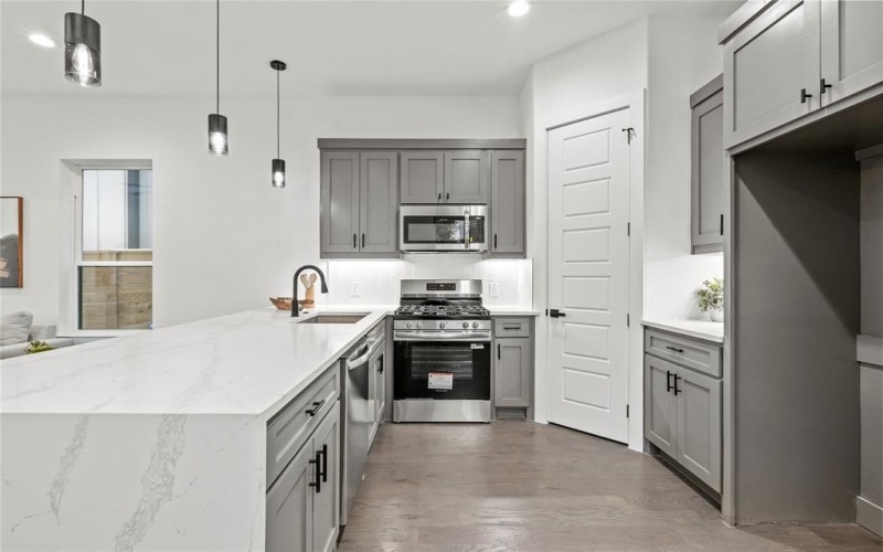 2527 Pennsylvania Avenue, Dallas, TX 75215, 3 Habitaciones Habitaciones , ,2 BañosBaños,Residential,En Venta,2527 Pennsylvania Avenue,20935940