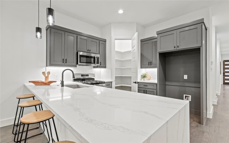 2527 Pennsylvania Avenue, Dallas, TX 75215, 3 Habitaciones Habitaciones , ,2 BañosBaños,Residential,En Venta,2527 Pennsylvania Avenue,20935940