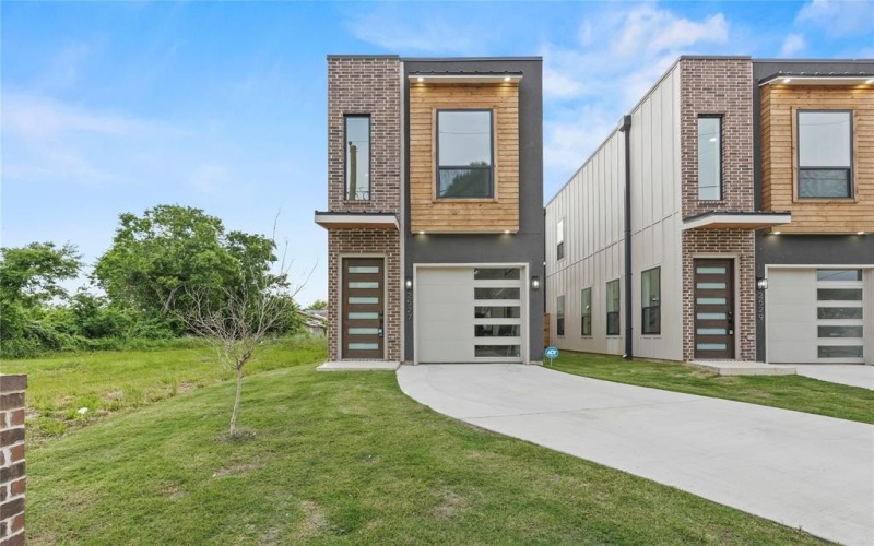 2527 Pennsylvania Avenue, Dallas, TX 75215, 3 Habitaciones Habitaciones , ,2 BañosBaños,Residential,En Venta,2527 Pennsylvania Avenue,20935940
