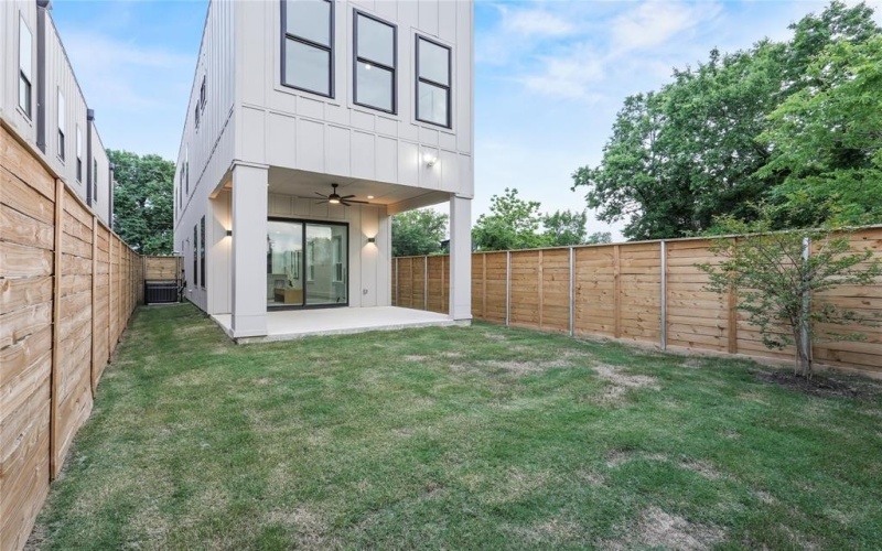 2527 Pennsylvania Avenue, Dallas, TX 75215, 3 Habitaciones Habitaciones , ,2 BañosBaños,Residential,En Venta,2527 Pennsylvania Avenue,20935940