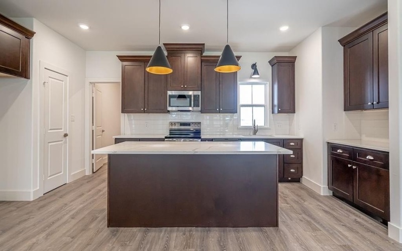2112 Salina Circle, Granbury, TX 76048, 3 Bedrooms Bedrooms, ,2 BathroomsBathrooms,Residential,For Sale,2112 Salina Circle,20935955