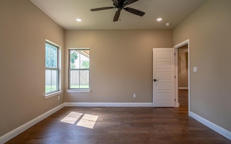 2208 Salina Circle, Granbury, TX 76048, 3 Bedrooms Bedrooms, ,2 BathroomsBathrooms,Residential,For Sale,2208 Salina Circle,20936023