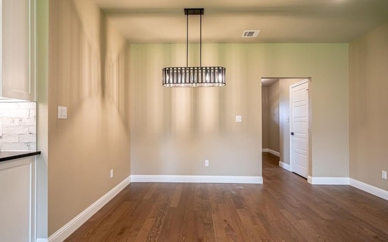 2208 Salina Circle, Granbury, TX 76048, 3 Bedrooms Bedrooms, ,2 BathroomsBathrooms,Residential,For Sale,2208 Salina Circle,20936023