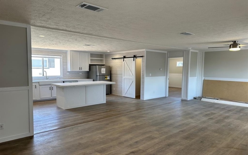915 Arkansas River Drive, Granbury, TX 76048, 3 Bedrooms Bedrooms, ,2 BathroomsBathrooms,Residential,For Sale,915 Arkansas River Drive,20934884