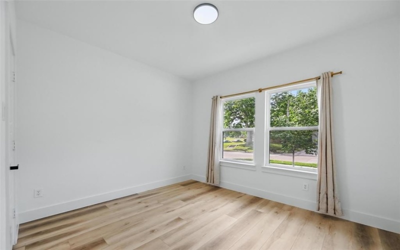 2927 Valentine Street, Dallas, TX 75215, 3 Bedrooms Bedrooms, ,2 BathroomsBathrooms,Residential,For Sale,2927 Valentine Street,20935331