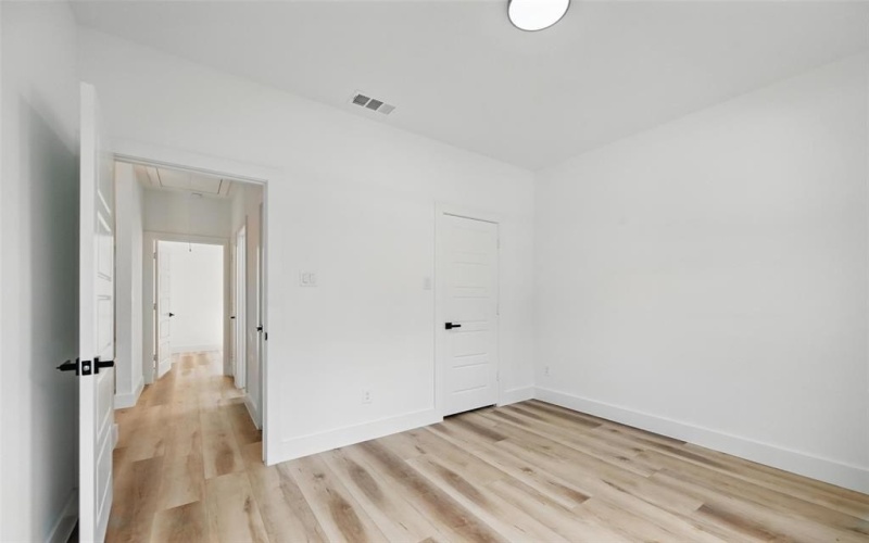2927 Valentine Street, Dallas, TX 75215, 3 Bedrooms Bedrooms, ,2 BathroomsBathrooms,Residential,For Sale,2927 Valentine Street,20935331