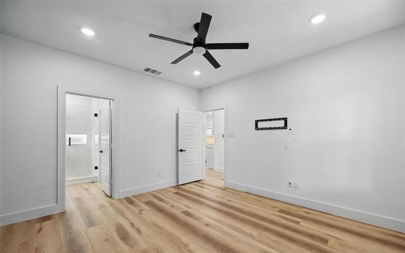2927 Valentine Street, Dallas, TX 75215, 3 Bedrooms Bedrooms, ,2 BathroomsBathrooms,Residential,For Sale,2927 Valentine Street,20935331