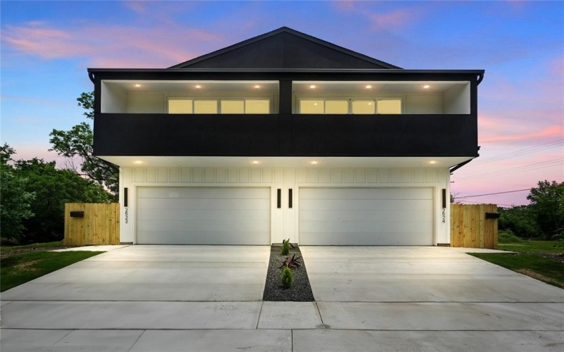 2522 Jeffries Street, Dallas, TX 75215, 3 Bedrooms Bedrooms, ,2 BathroomsBathrooms,Residential,For Sale,2522 Jeffries Street,20935880