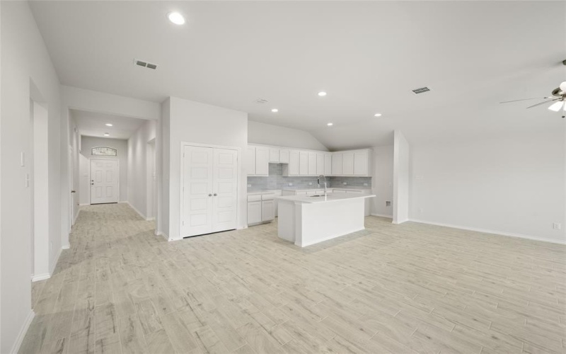 9332 Bali Drive, Fort Worth, TX 76123, 3 Bedrooms Bedrooms, ,2 BathroomsBathrooms,Residential,For Sale,9332 Bali Drive,20936610