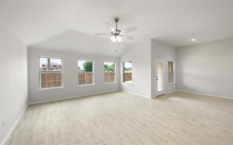 9332 Bali Drive, Fort Worth, TX 76123, 3 Bedrooms Bedrooms, ,2 BathroomsBathrooms,Residential,For Sale,9332 Bali Drive,20936610