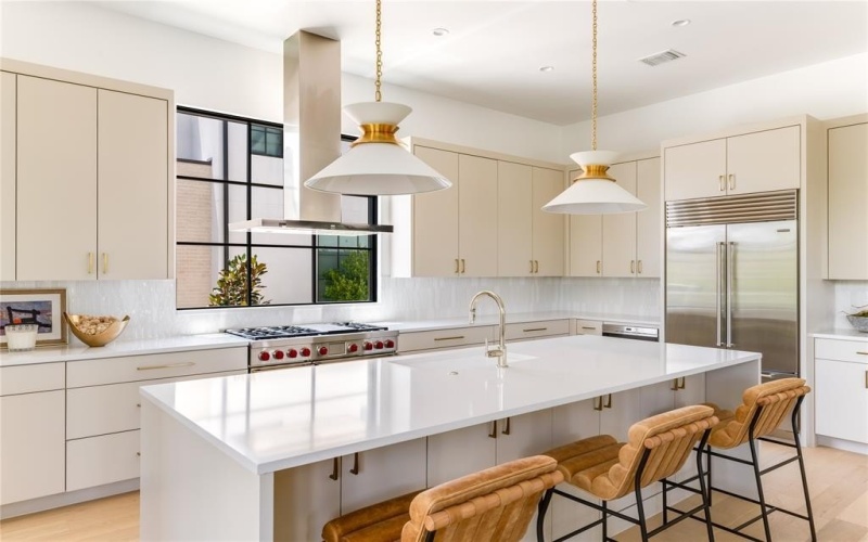 9895 Kingsway Avenue, Dallas, TX 75230, 3 Bedrooms Bedrooms, ,3 BathroomsBathrooms,Residential,For Sale,9895 Kingsway Avenue,20937576