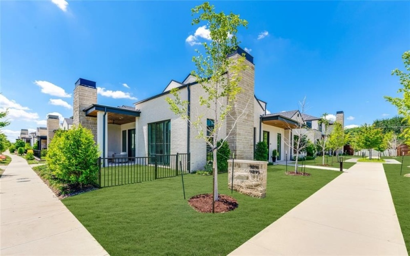 9895 Kingsway Avenue, Dallas, TX 75230, 3 Bedrooms Bedrooms, ,3 BathroomsBathrooms,Residential,For Sale,9895 Kingsway Avenue,20937576