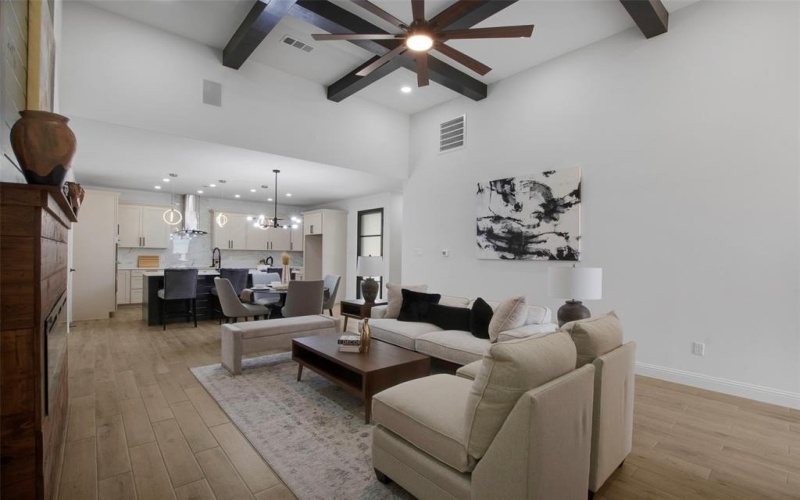 209 Pearl Harbor Street, Tool, TX 75143, 4 Habitaciones Habitaciones , ,2 BañosBaños,Residential,En Venta,209 Pearl Harbor Street,20938463
