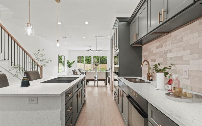 2524 Jeffries Street, Dallas, TX 75215, 3 Bedrooms Bedrooms, ,2 BathroomsBathrooms,Residential,For Sale,2524 Jeffries Street,20938493