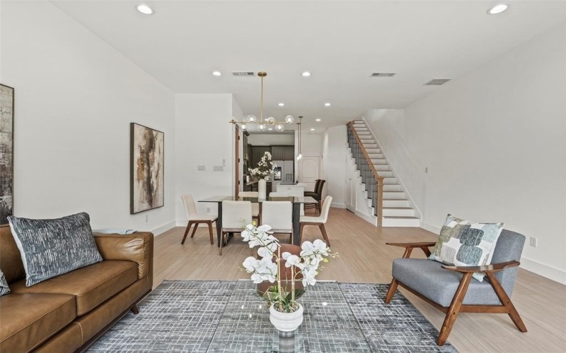 2524 Jeffries Street, Dallas, TX 75215, 3 Bedrooms Bedrooms, ,2 BathroomsBathrooms,Residential,For Sale,2524 Jeffries Street,20938493