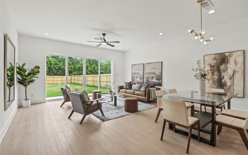 2524 Jeffries Street, Dallas, TX 75215, 3 Bedrooms Bedrooms, ,2 BathroomsBathrooms,Residential,For Sale,2524 Jeffries Street,20938493