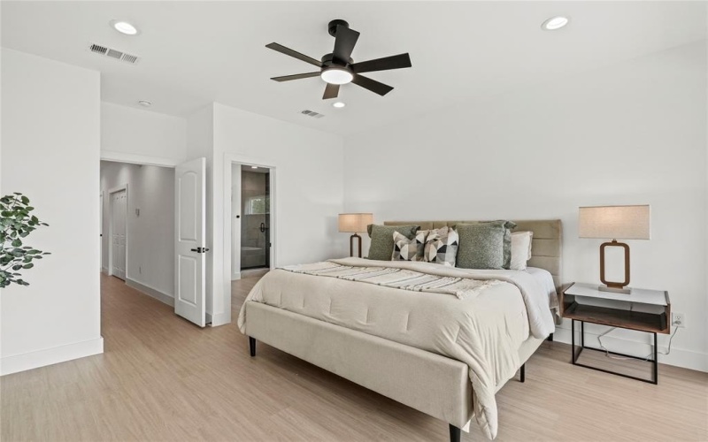 2524 Jeffries Street, Dallas, TX 75215, 3 Bedrooms Bedrooms, ,2 BathroomsBathrooms,Residential,For Sale,2524 Jeffries Street,20938493