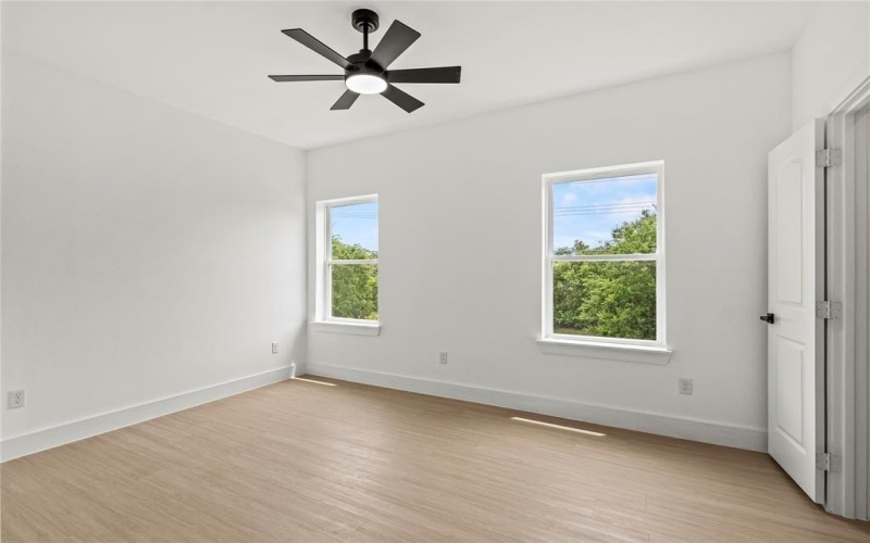 2524 Jeffries Street, Dallas, TX 75215, 3 Bedrooms Bedrooms, ,2 BathroomsBathrooms,Residential,For Sale,2524 Jeffries Street,20938493