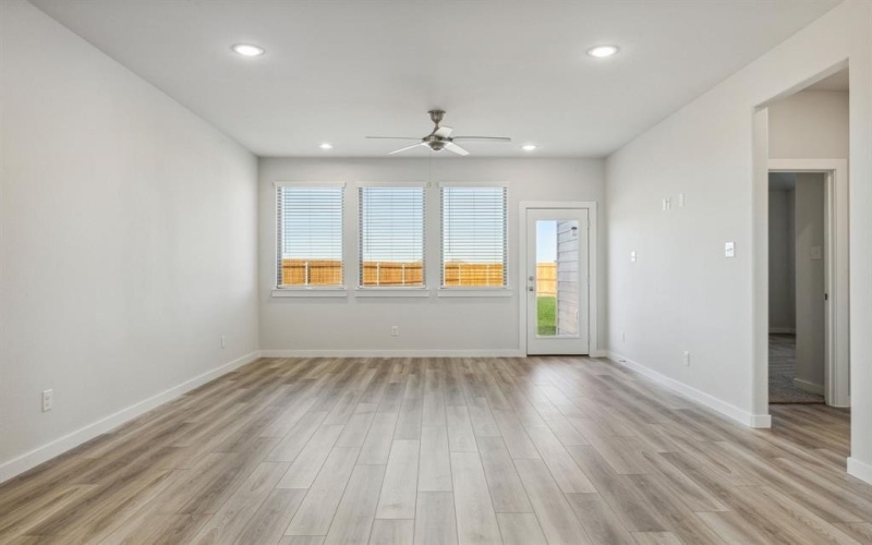 2496 Adenmore Lane, Forney, TX 75126, 4 Habitaciones Habitaciones , ,3 BañosBaños,Residential,En Venta,2496 Adenmore Lane,20937704