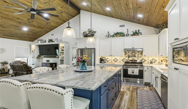 6025 Fm 902, Gainesville, TX 76240, 3 Bedrooms Bedrooms, ,2 BathroomsBathrooms,Residential,For Sale,6025 Fm 902,20938504