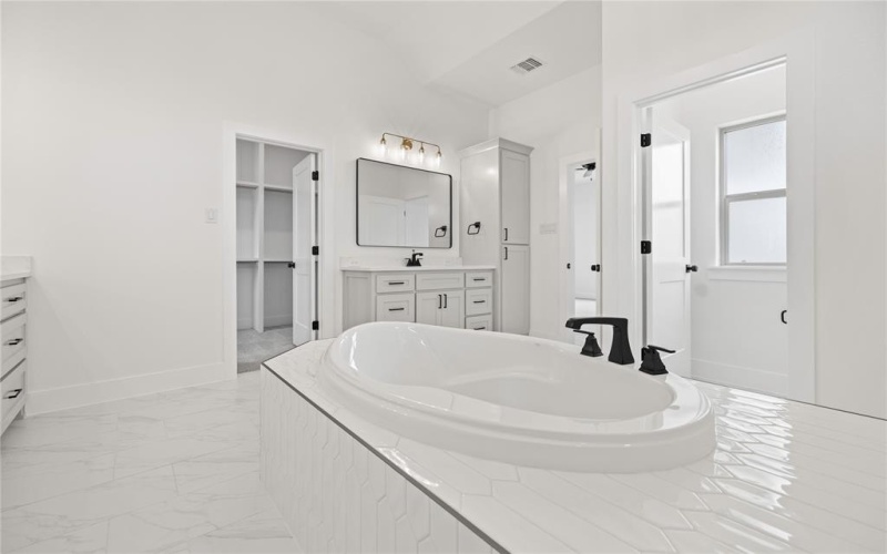 104 Prarie Winds Drive, Poolville, TX 76487, 4 Habitaciones Habitaciones , ,2 BañosBaños,Residential,En Venta,104 Prarie Winds Drive,20938612