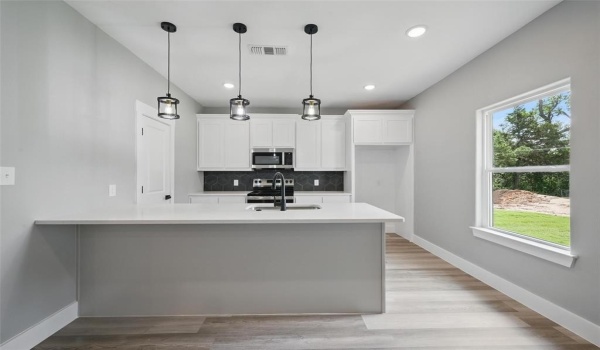 2734 W Washington Street, Denison, TX 75020, 3 Habitaciones Habitaciones , ,2 BañosBaños,Residential,En Venta,2734 W Washington Street,20937946