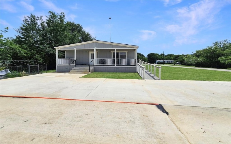 246 Vaughn Street, Gun Barrel City, TX 75156, 3 Bedrooms Bedrooms, ,2 BathroomsBathrooms,Residential,For Sale,246 Vaughn Street,20938679