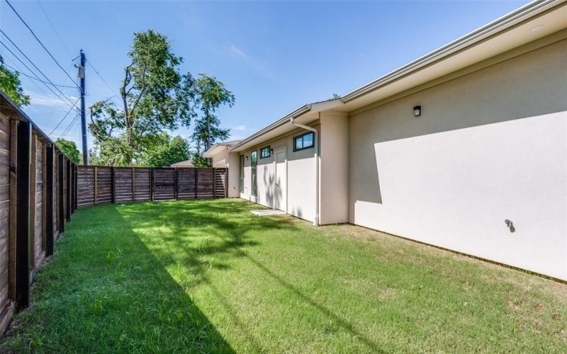 13554 Pyramid Drive, Farmers Branch, TX 75234, 4 Bedrooms Bedrooms, ,5 BathroomsBathrooms,Residential,For Sale,13554 Pyramid Drive,20938682