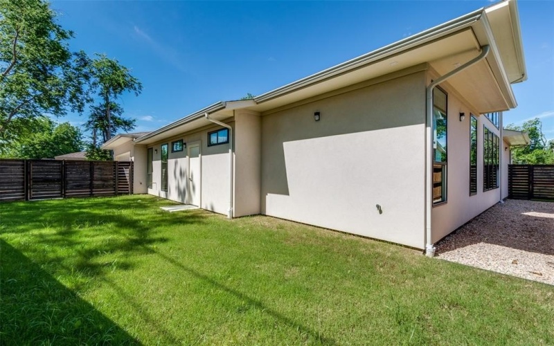 13554 Pyramid Drive, Farmers Branch, TX 75234, 4 Bedrooms Bedrooms, ,5 BathroomsBathrooms,Residential,For Sale,13554 Pyramid Drive,20938682