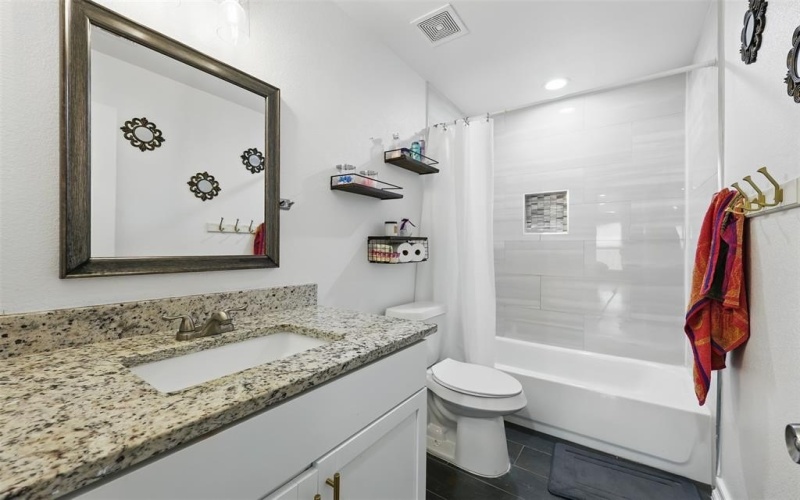 1200 E Annie Street, Fort Worth, TX 76104, 3 Bedrooms Bedrooms, ,2 BathroomsBathrooms,Residential,For Sale,1200 E Annie Street,20938823