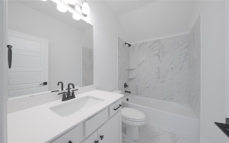 2301 Miramar Drive, Little Elm, TX 75068, 4 Bedrooms Bedrooms, ,3 BathroomsBathrooms,Residential,For Sale,2301 Miramar Drive,20938839