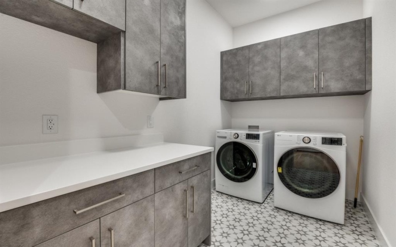 2805 Cherrywood Avenue, Dallas, TX 75235, 4 Bedrooms Bedrooms, ,3 BathroomsBathrooms,Residential Lease,For Rent,2805 Cherrywood Avenue,20938129