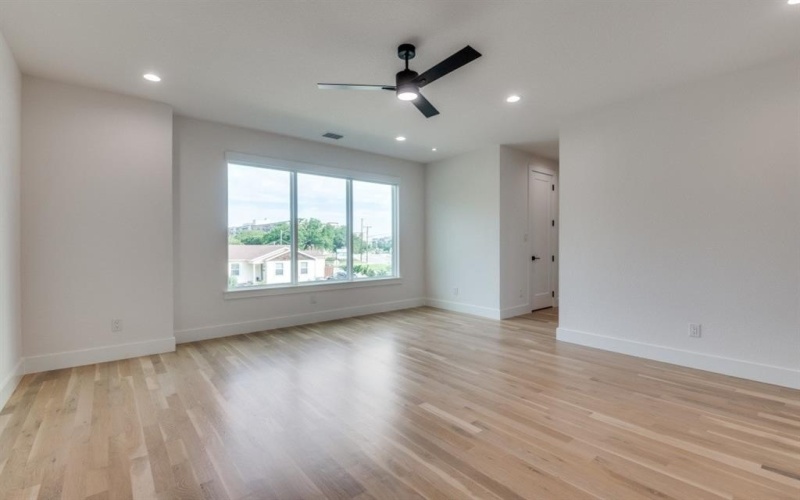 2805 Cherrywood Avenue, Dallas, TX 75235, 4 Bedrooms Bedrooms, ,3 BathroomsBathrooms,Residential Lease,For Rent,2805 Cherrywood Avenue,20938129