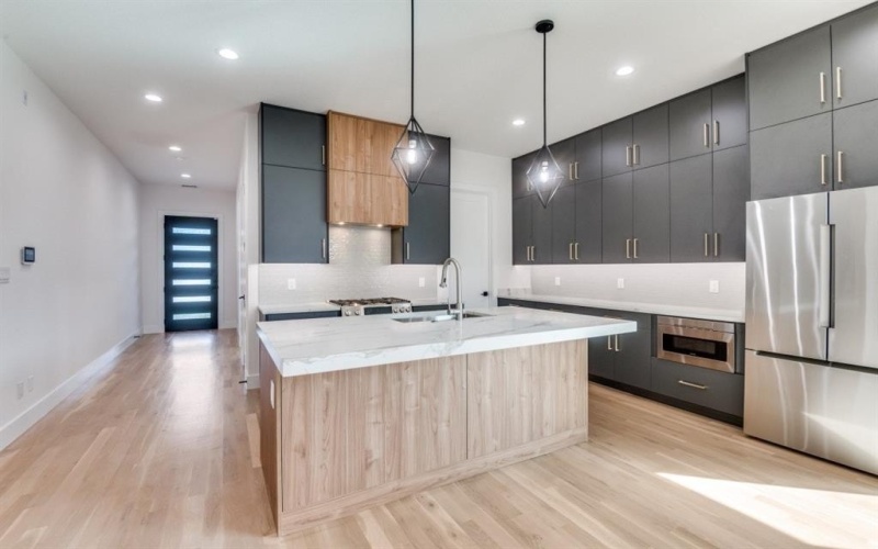 2805 Cherrywood Avenue, Dallas, TX 75235, 4 Bedrooms Bedrooms, ,3 BathroomsBathrooms,Residential Lease,For Rent,2805 Cherrywood Avenue,20938129