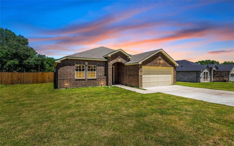 3830 Mcdougal Street, Greenville, TX 75401, 4 Bedrooms Bedrooms, ,2 BathroomsBathrooms,Residential,For Sale,3830 Mcdougal Street,20938877