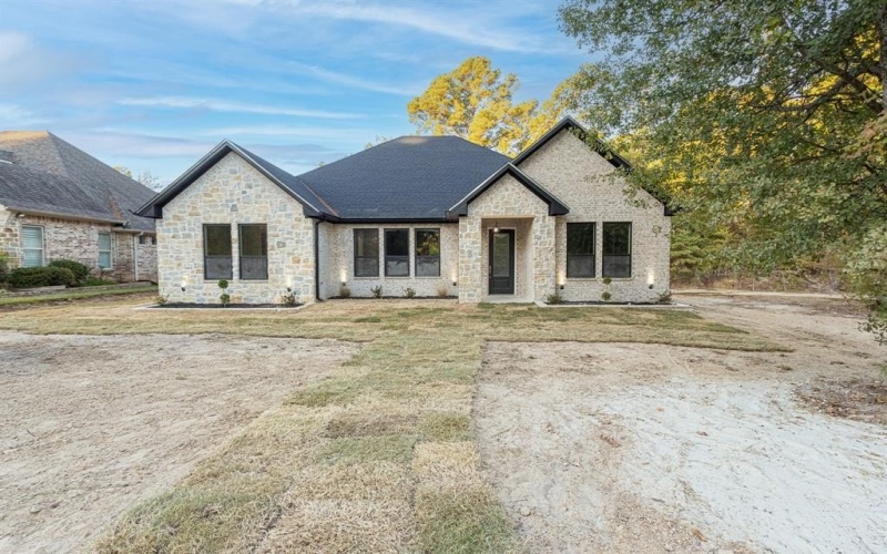 3928 Hogan Drive, Tyler, TX 75709, 4 Habitaciones Habitaciones , ,2 BañosBaños,Residential,En Venta,3928 Hogan Drive,20938272