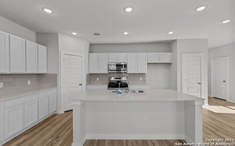 9935 Forestier Green, San Antonio, TX 78221, 4 Bedrooms Bedrooms, ,2 BathroomsBathrooms,Residential,For Sale,9935 Forestier Green,1810922
