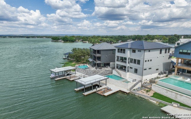 171 Pointview, Granite Shoals, TX 78654, 5 Bedrooms Bedrooms, ,6 BathroomsBathrooms,Residential,For Sale,171 Pointview,1810977