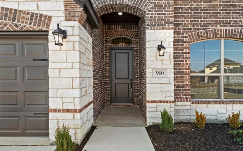 910 Golden Meadow, Cleburne, TX 76033, 3 Bedrooms Bedrooms, ,2 BathroomsBathrooms,Residential,For Sale,910 Golden Meadow,20938341