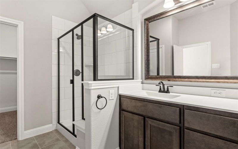 910 Golden Meadow, Cleburne, TX 76033, 3 Bedrooms Bedrooms, ,2 BathroomsBathrooms,Residential,For Sale,910 Golden Meadow,20938341