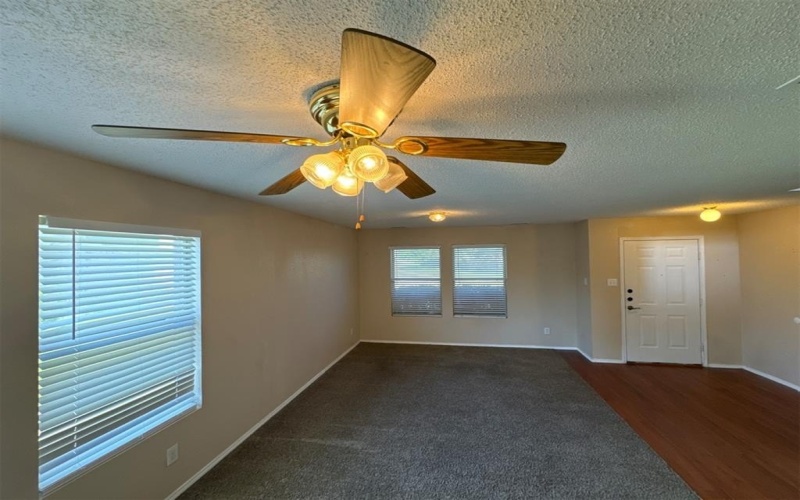 4221 Meadowknoll Drive, Fort Worth, TX 76123, 3 Habitaciones Habitaciones , ,2 BañosBaños,Residential Lease,En Alquiler,4221 Meadowknoll Drive,20938382