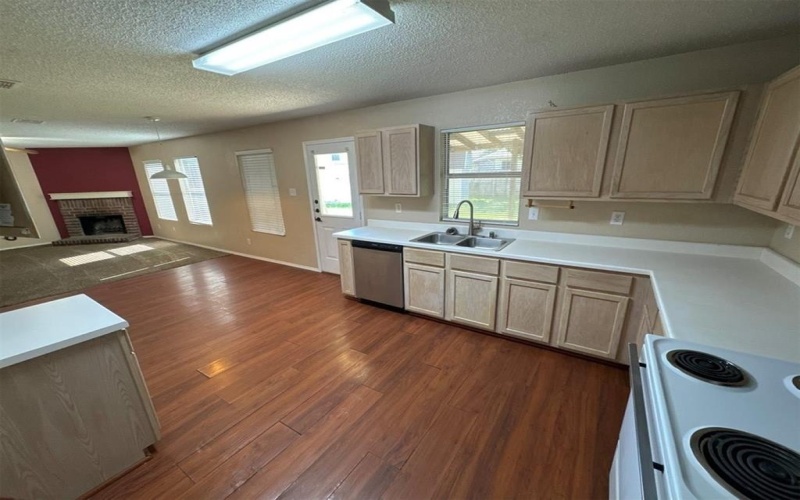 4221 Meadowknoll Drive, Fort Worth, TX 76123, 3 Habitaciones Habitaciones , ,2 BañosBaños,Residential Lease,En Alquiler,4221 Meadowknoll Drive,20938382