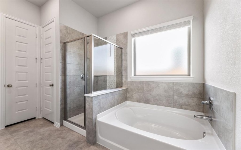 3510 Riley Street, Fate, TX 75087, 3 Habitaciones Habitaciones , ,2 BañosBaños,Residential,En Venta,3510 Riley Street,20939114