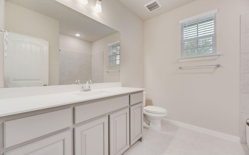 1301 Hickory Court, Weatherford, TX 76086, 4 Bedrooms Bedrooms, ,3 BathroomsBathrooms,Residential,For Sale,1301 Hickory Court,20939136
