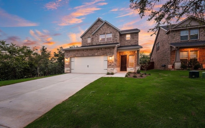 1301 Hickory Court, Weatherford, TX 76086, 4 Bedrooms Bedrooms, ,3 BathroomsBathrooms,Residential,For Sale,1301 Hickory Court,20939136