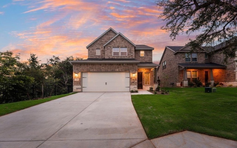 1301 Hickory Court, Weatherford, TX 76086, 4 Bedrooms Bedrooms, ,3 BathroomsBathrooms,Residential,For Sale,1301 Hickory Court,20939136