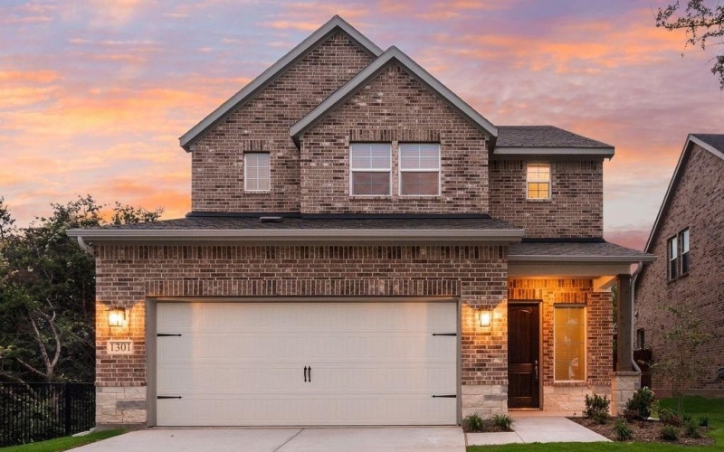 1301 Hickory Court, Weatherford, TX 76086, 4 Bedrooms Bedrooms, ,3 BathroomsBathrooms,Residential,For Sale,1301 Hickory Court,20939136