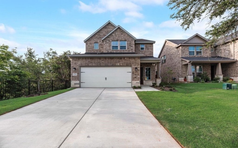 1301 Hickory Court, Weatherford, TX 76086, 4 Bedrooms Bedrooms, ,3 BathroomsBathrooms,Residential,For Sale,1301 Hickory Court,20939136