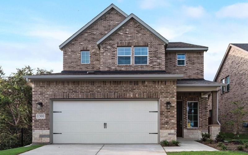 1301 Hickory Court, Weatherford, TX 76086, 4 Bedrooms Bedrooms, ,3 BathroomsBathrooms,Residential,For Sale,1301 Hickory Court,20939136