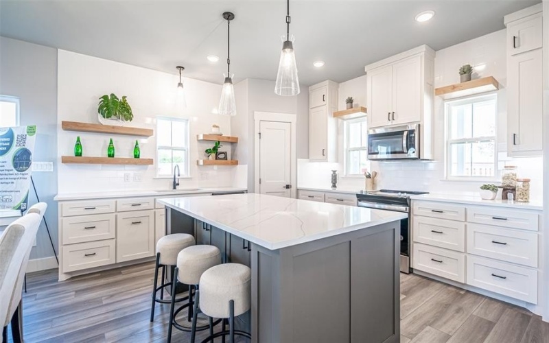 1508 Great Bend Drive, Granbury, TX 76048, 4 Bedrooms Bedrooms, ,3 BathroomsBathrooms,Residential,For Sale,1508 Great Bend Drive,20939143